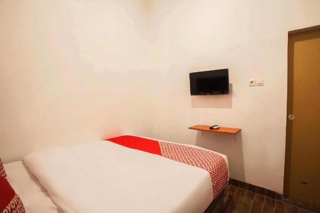 Oyo 2720 Sutomo Inn Medan Exterior foto
