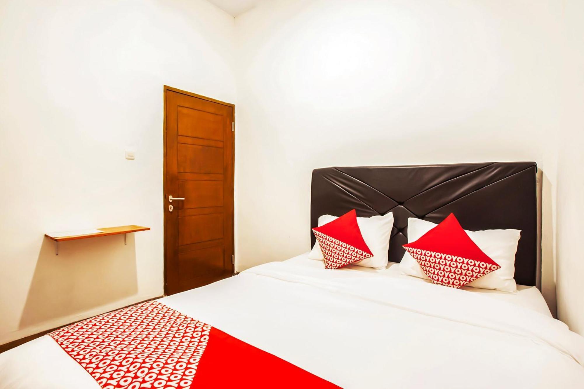 Oyo 2720 Sutomo Inn Medan Exterior foto