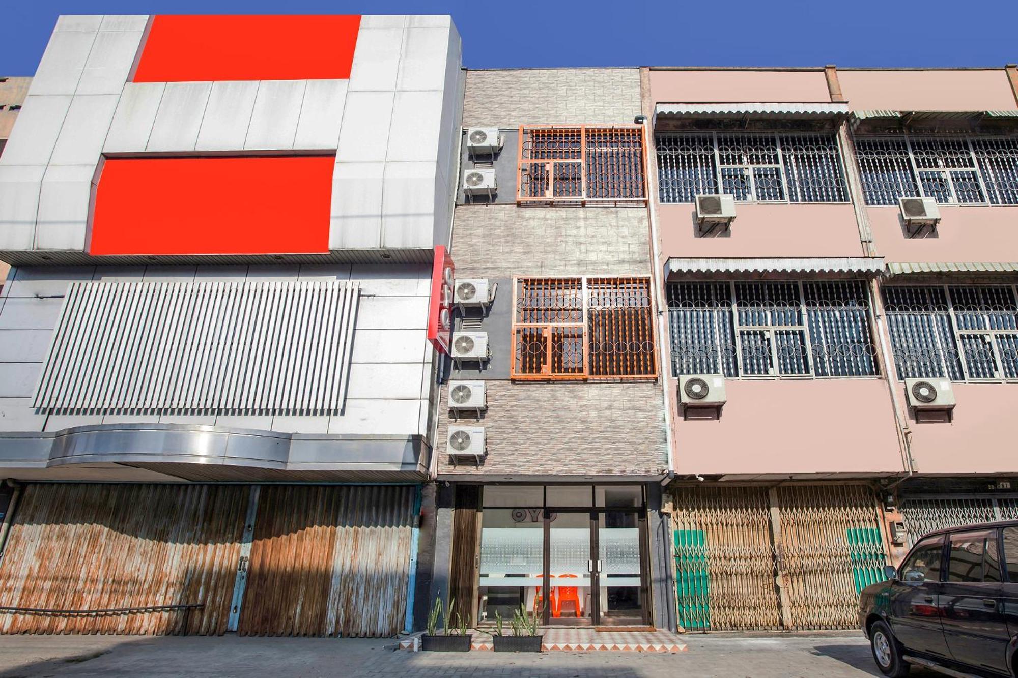 Oyo 2720 Sutomo Inn Medan Exterior foto